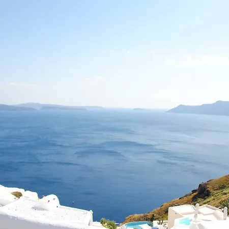 Πανσιόν White Grape Οία
